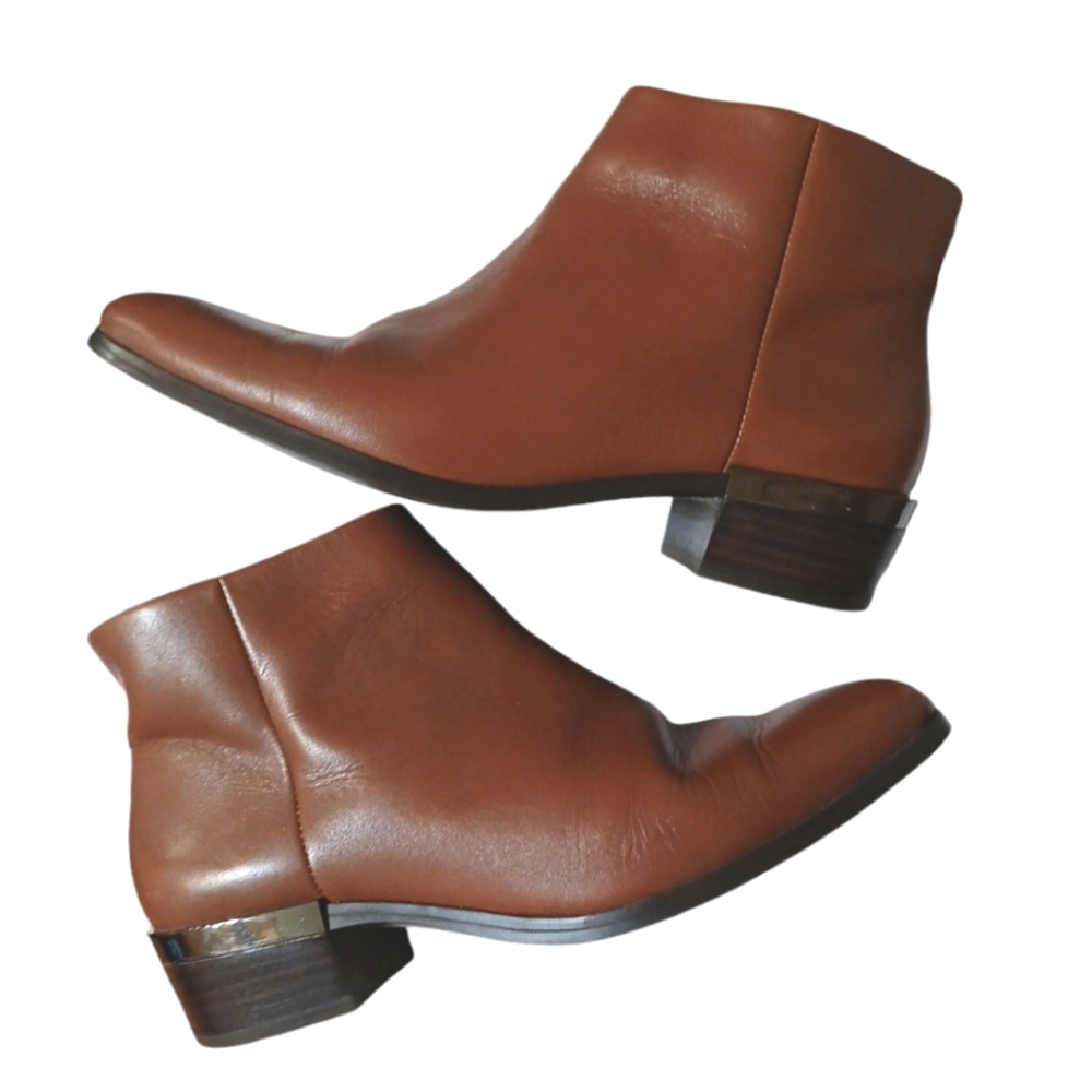 Coach Montana Tawny Brown Leather Ankle Boots Womens Booties Size 5.5 new